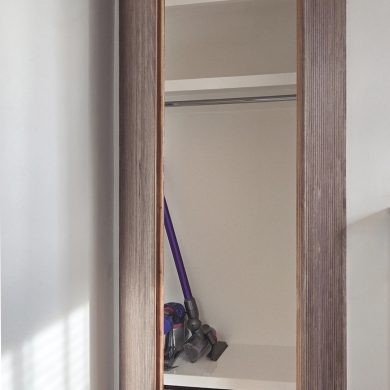 04-bespoke-closet-exposed-birch-ply-core-reveal-details_